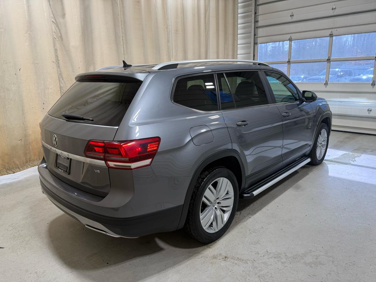 Volkswagen Atlas 3.6L V6 SE w/Technology FWD 2019