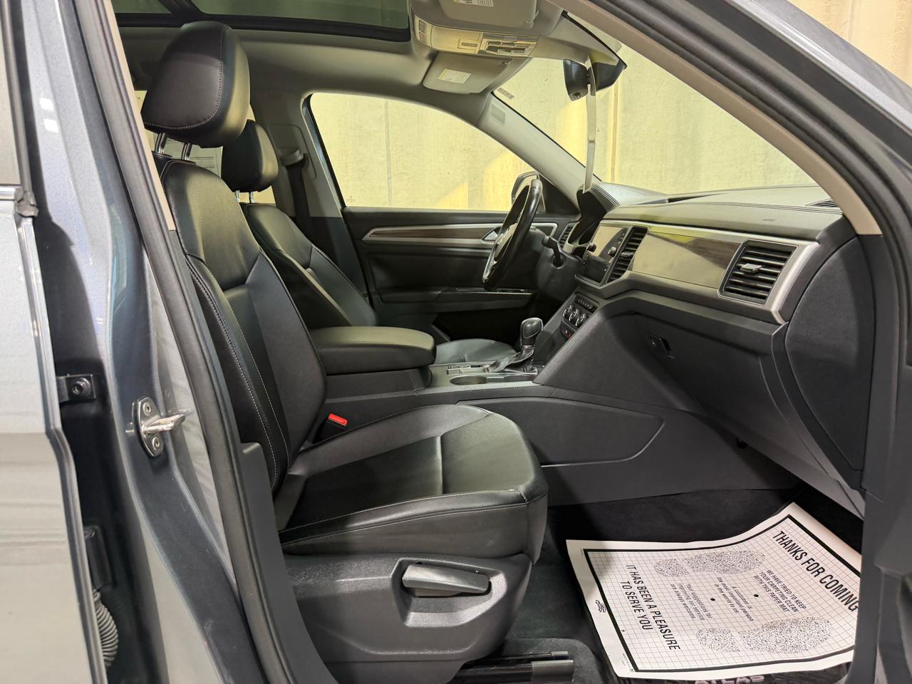 Volkswagen Atlas 3.6L V6 SE w/Technology FWD 2019