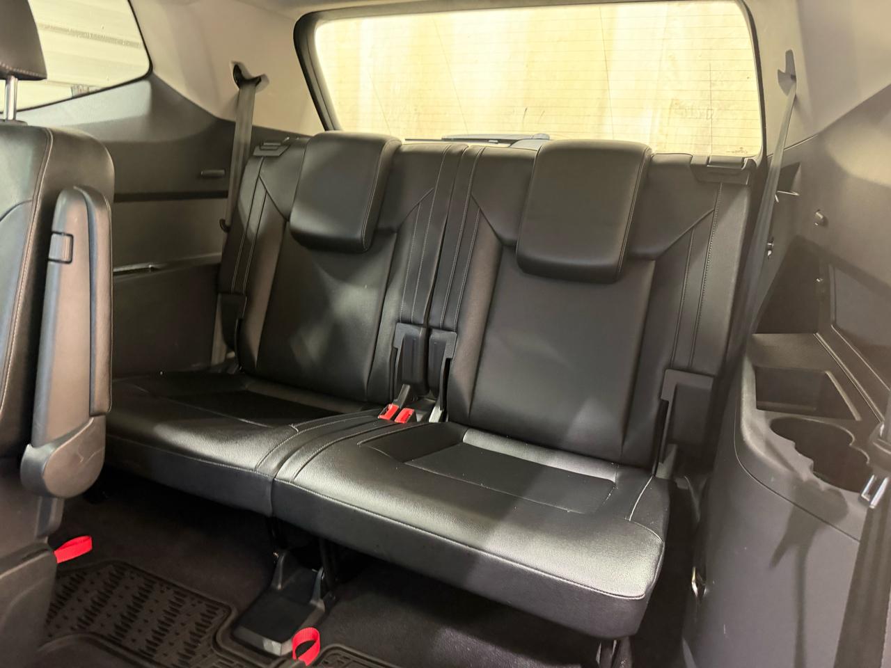 Volkswagen Atlas 3.6L V6 SE w/Technology FWD 2019