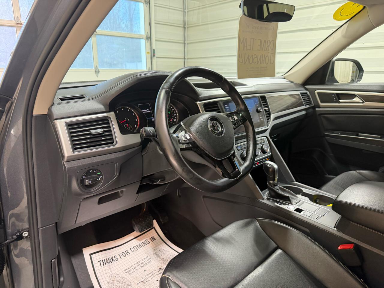 Volkswagen Atlas 3.6L V6 SE w/Technology FWD 2019