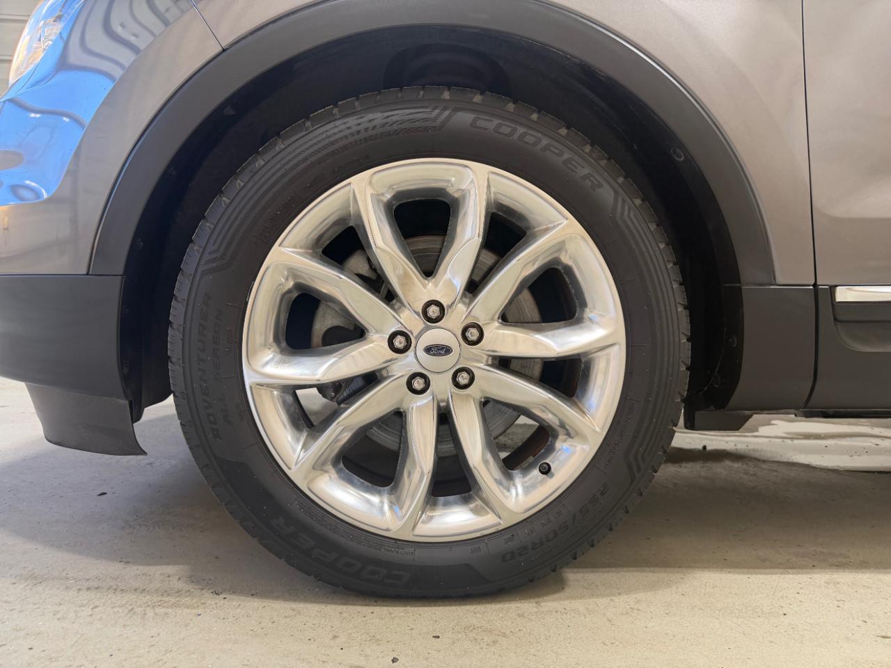 Ford Explorer FWD 4dr XLT 2014