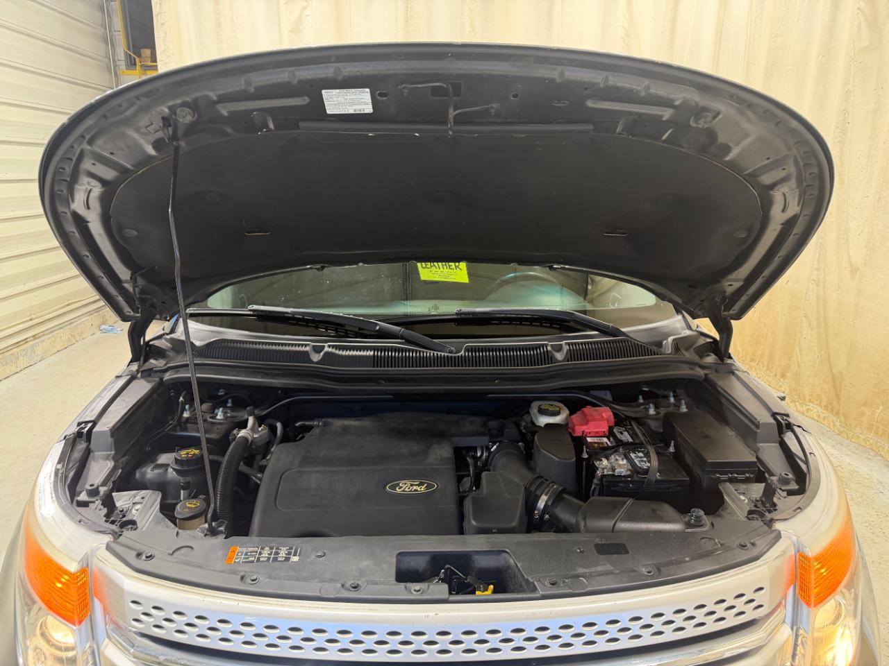 Ford Explorer FWD 4dr XLT 2014