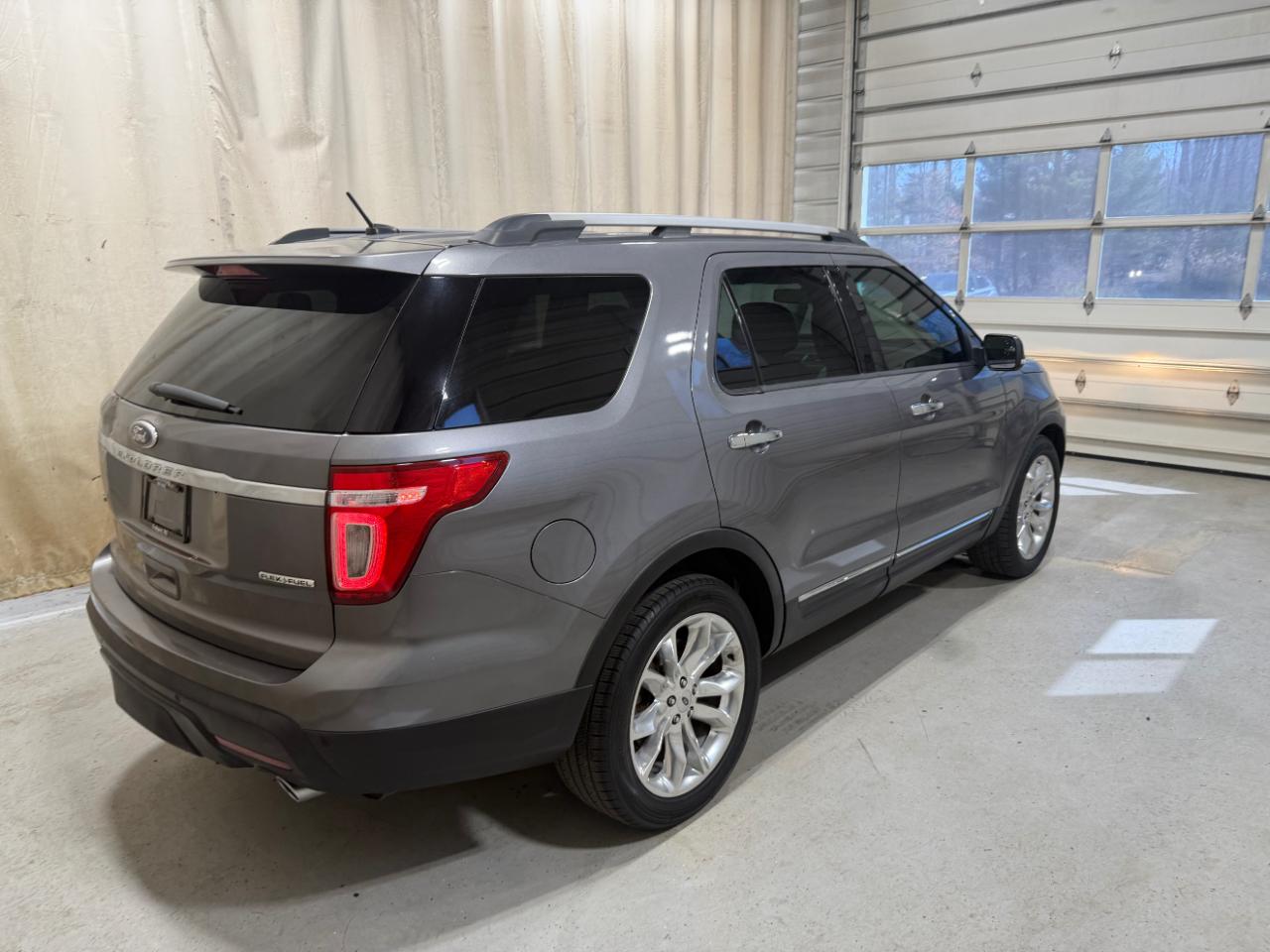 Ford Explorer FWD 4dr XLT 2014