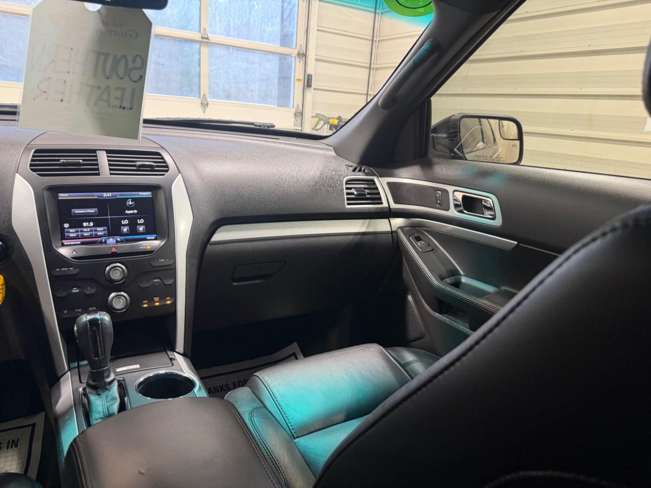 Ford Explorer FWD 4dr XLT 2014