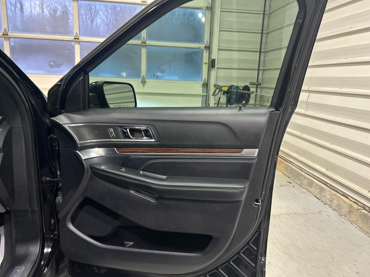 Ford Explorer Limited FWD 2019