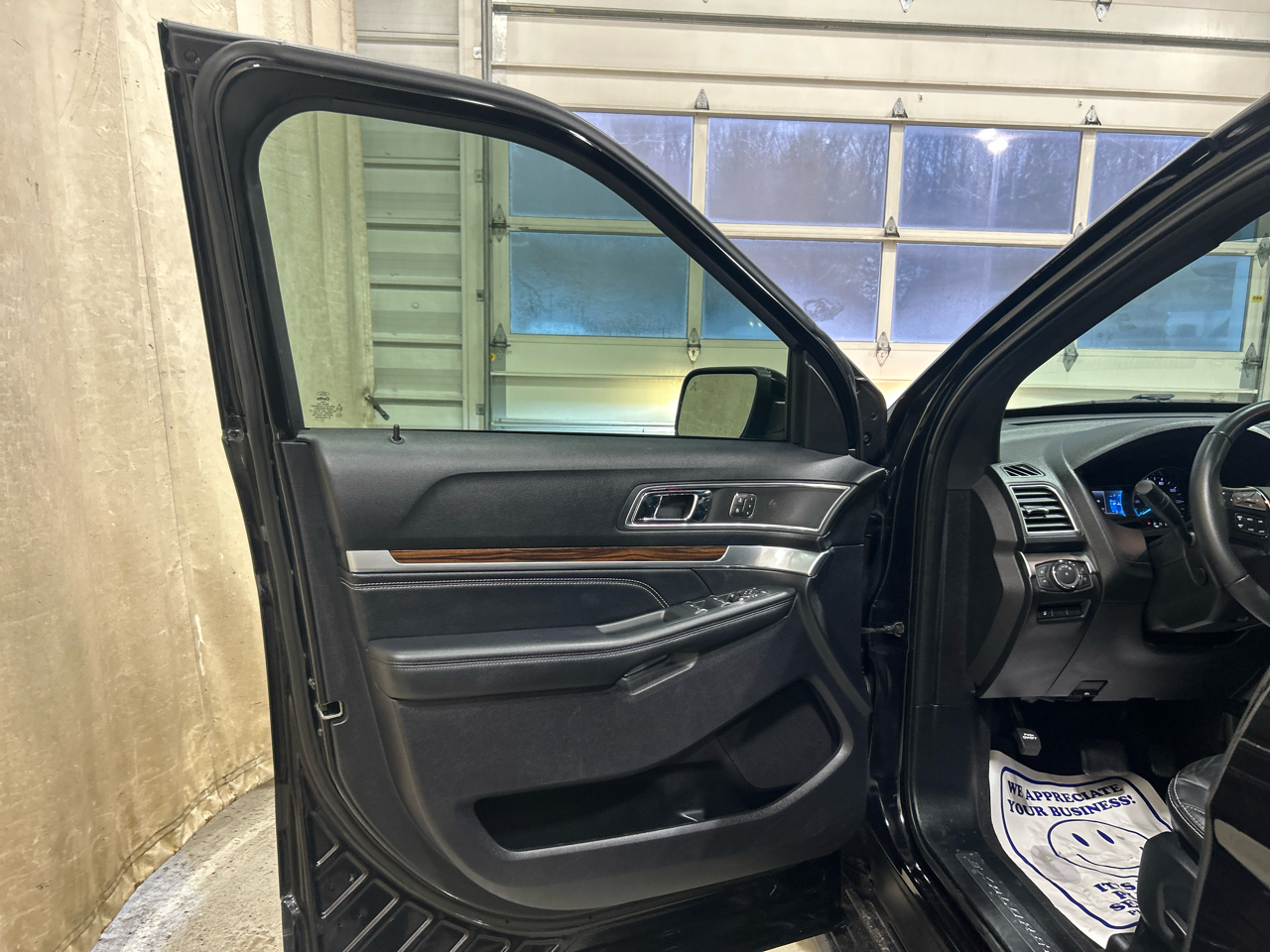 Ford Explorer Limited FWD 2019