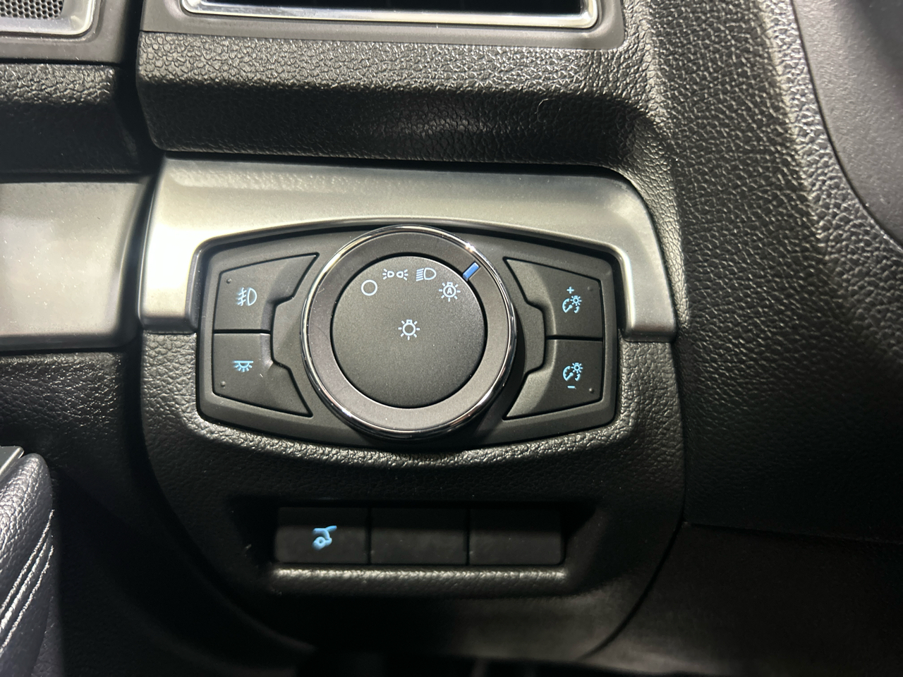 Ford Explorer Limited FWD 2019