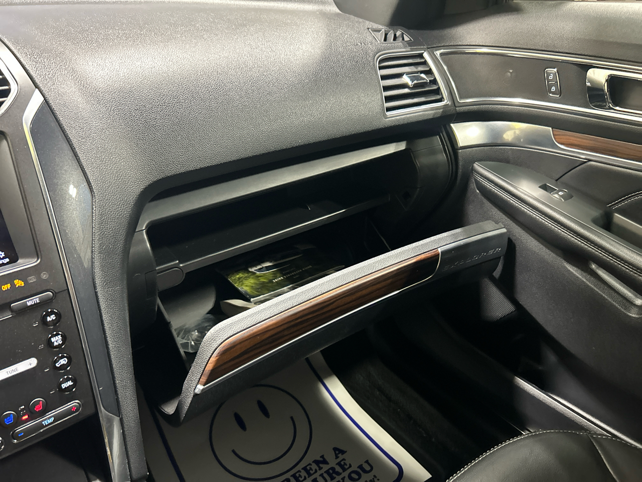 Ford Explorer Limited FWD 2019