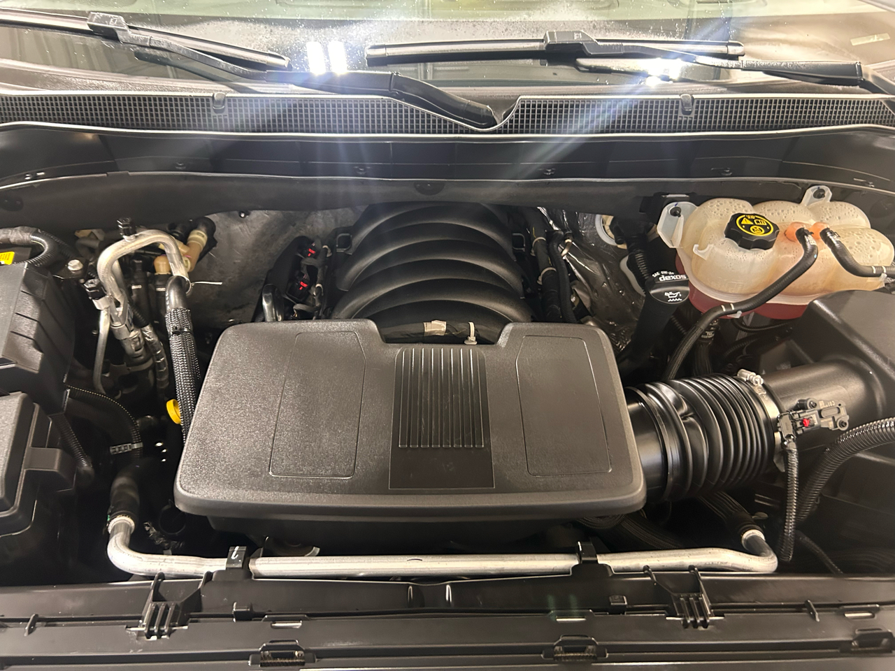 Chevrolet Suburban 4WD 4dr Premier 2023