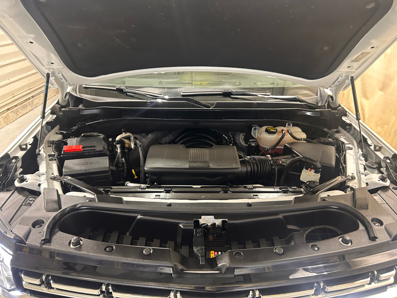 Chevrolet Suburban 4WD 4dr Premier 2023