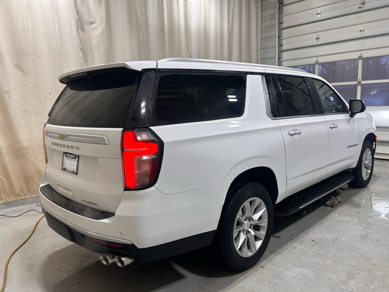 Chevrolet Suburban 4WD 4dr Premier 2023