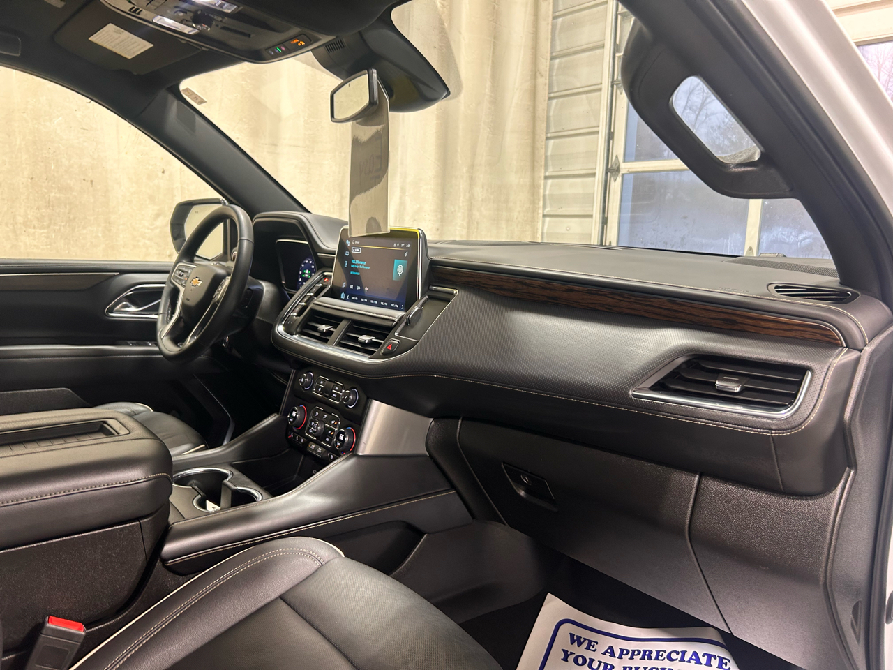 Chevrolet Suburban 4WD 4dr Premier 2023