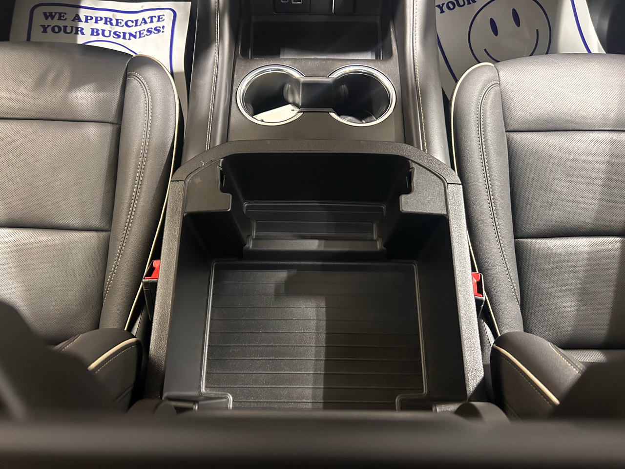 Chevrolet Suburban 4WD 4dr Premier 2023