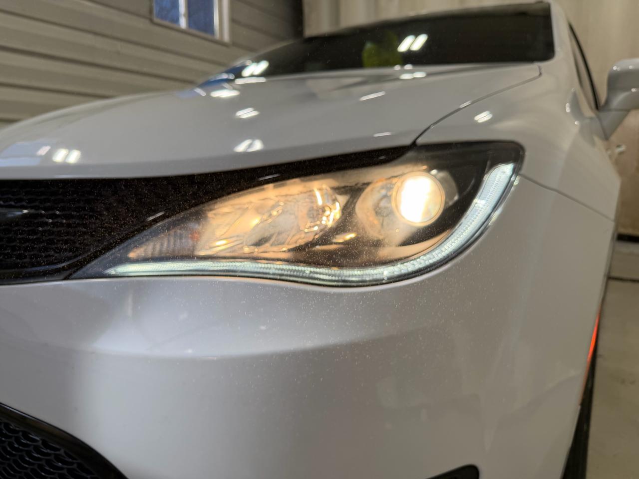 Chrysler Pacifica Touring L FWD 2019