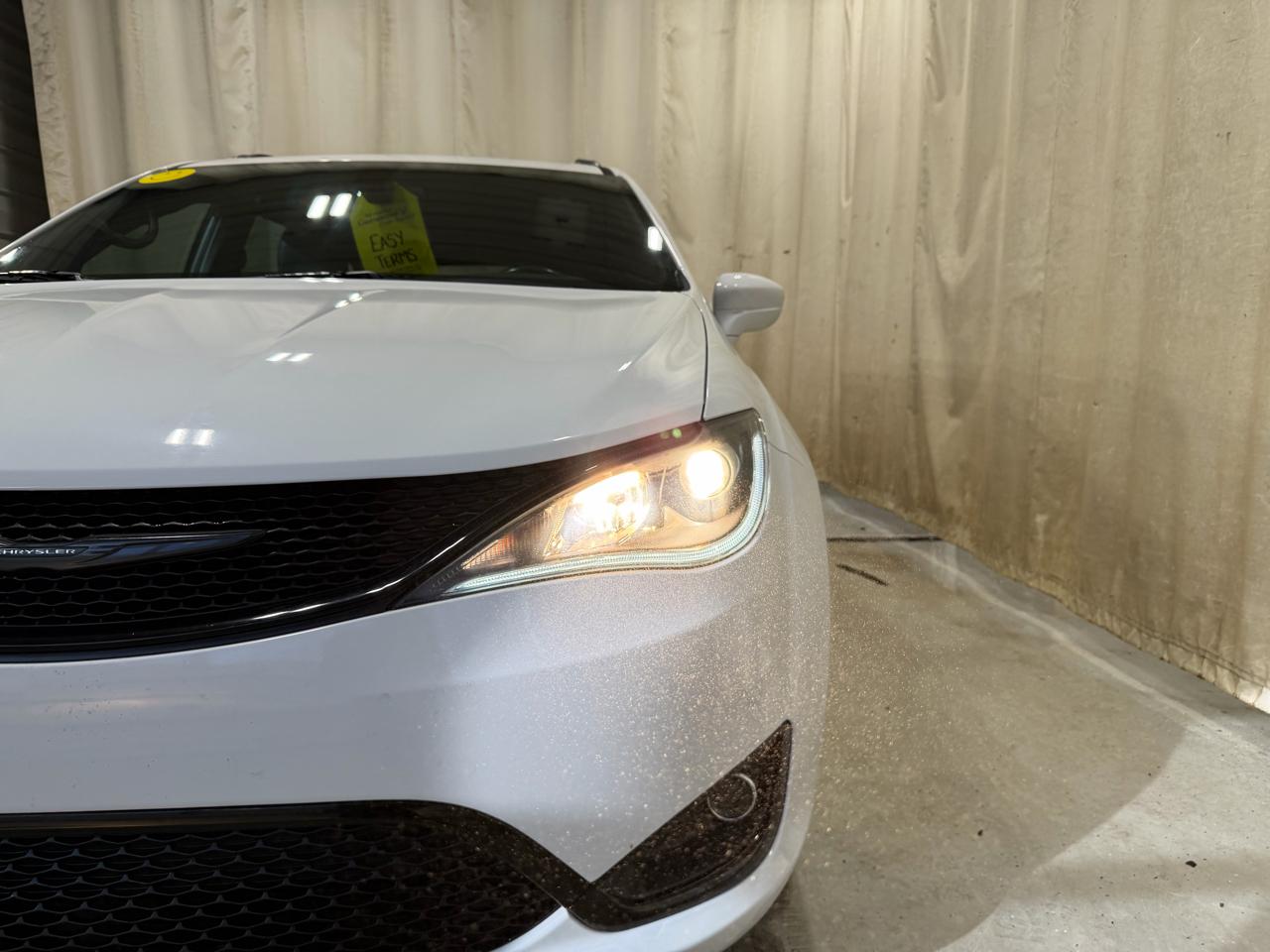 Chrysler Pacifica Touring L FWD 2019