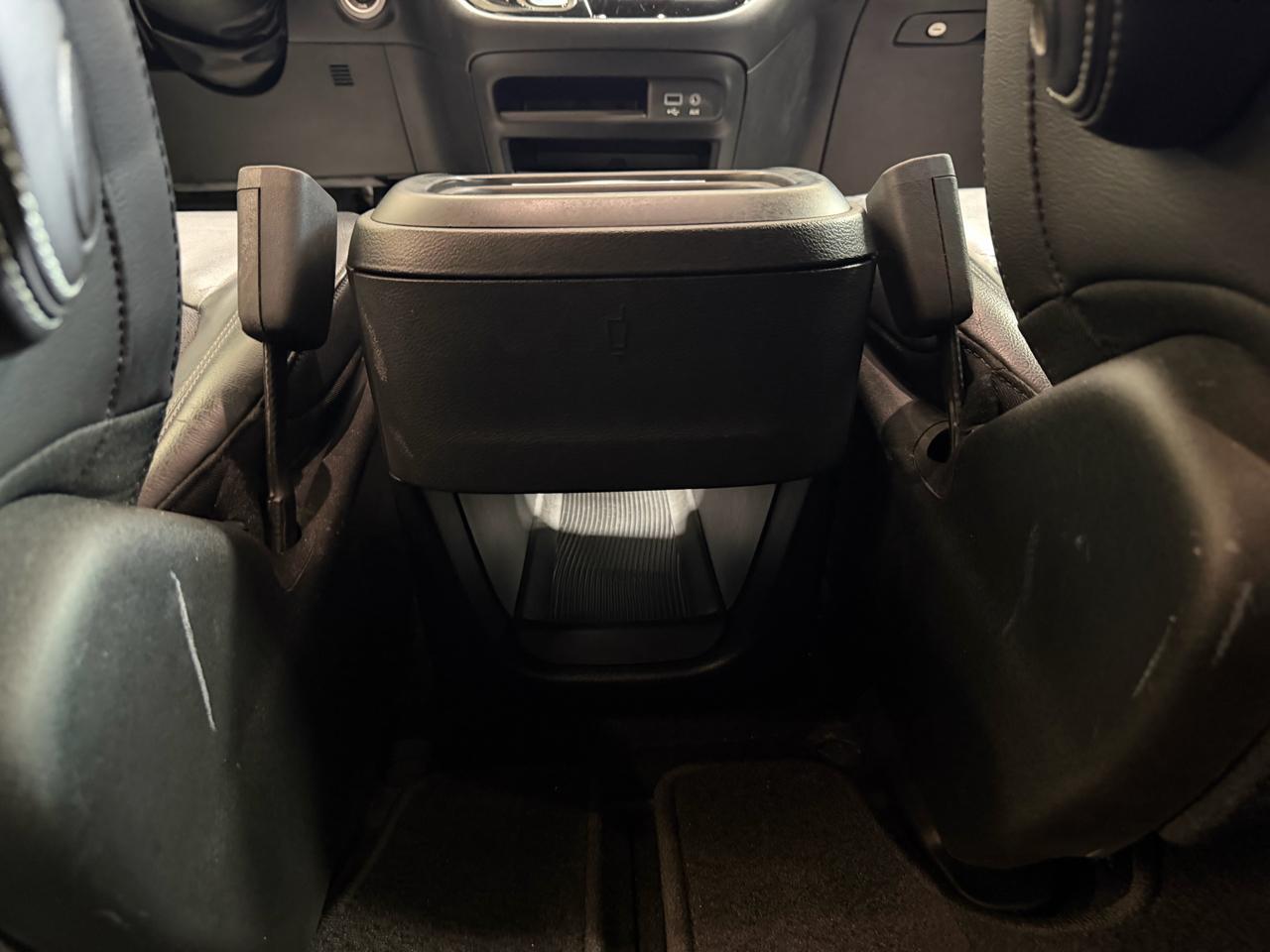 Chrysler Pacifica Touring L FWD 2019