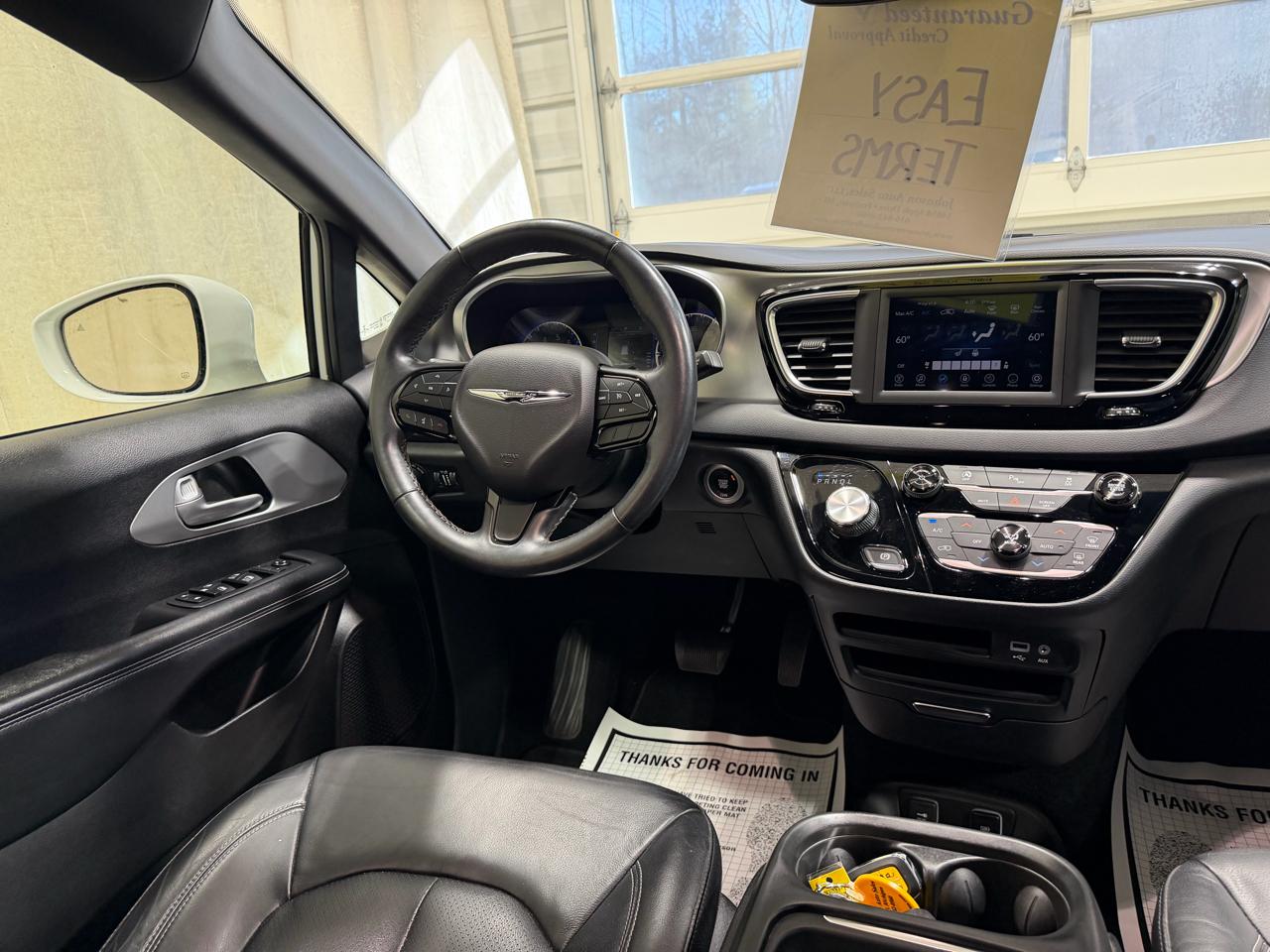 Chrysler Pacifica Touring L FWD 2019