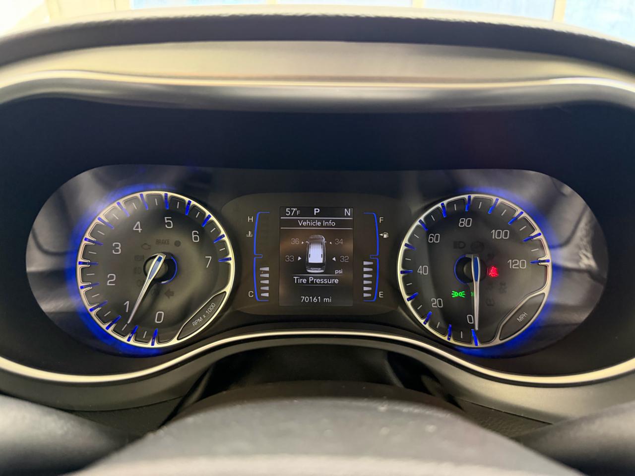 Chrysler Pacifica Touring L FWD 2019