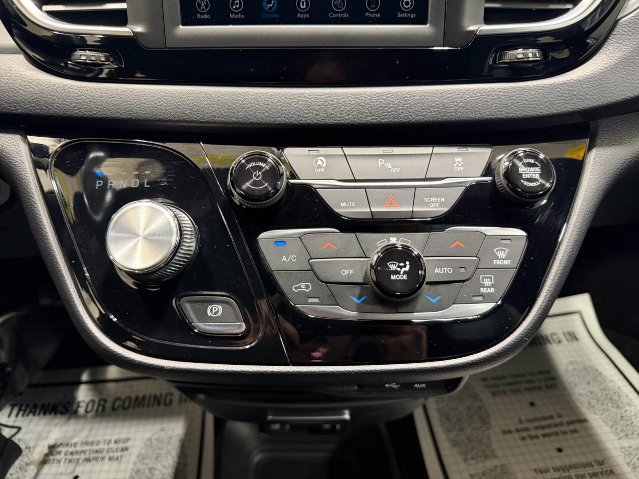 Chrysler Pacifica Touring L FWD 2019