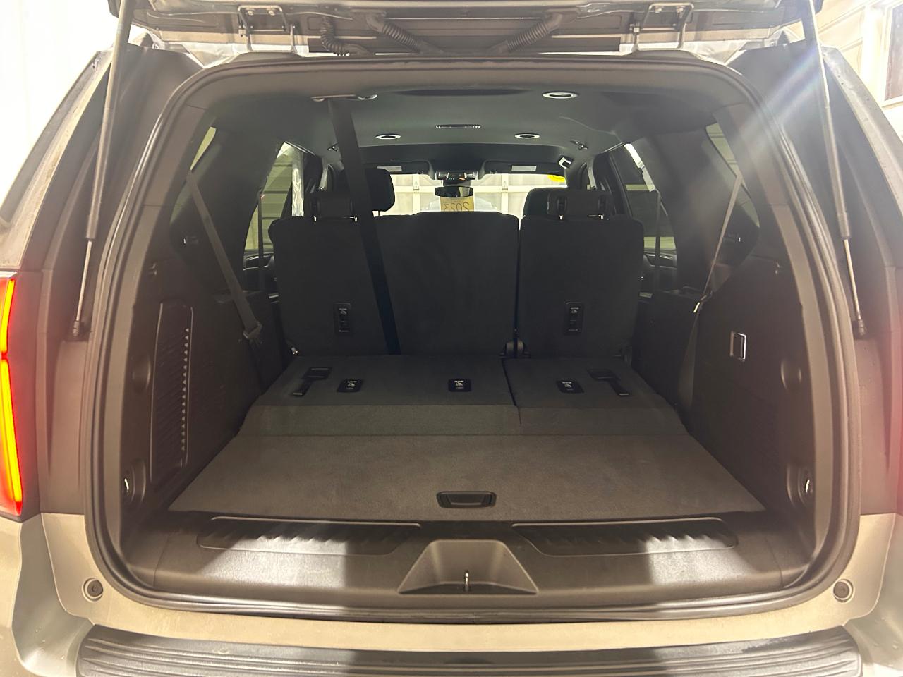 Chevrolet Tahoe 4WD 4dr LS 2023