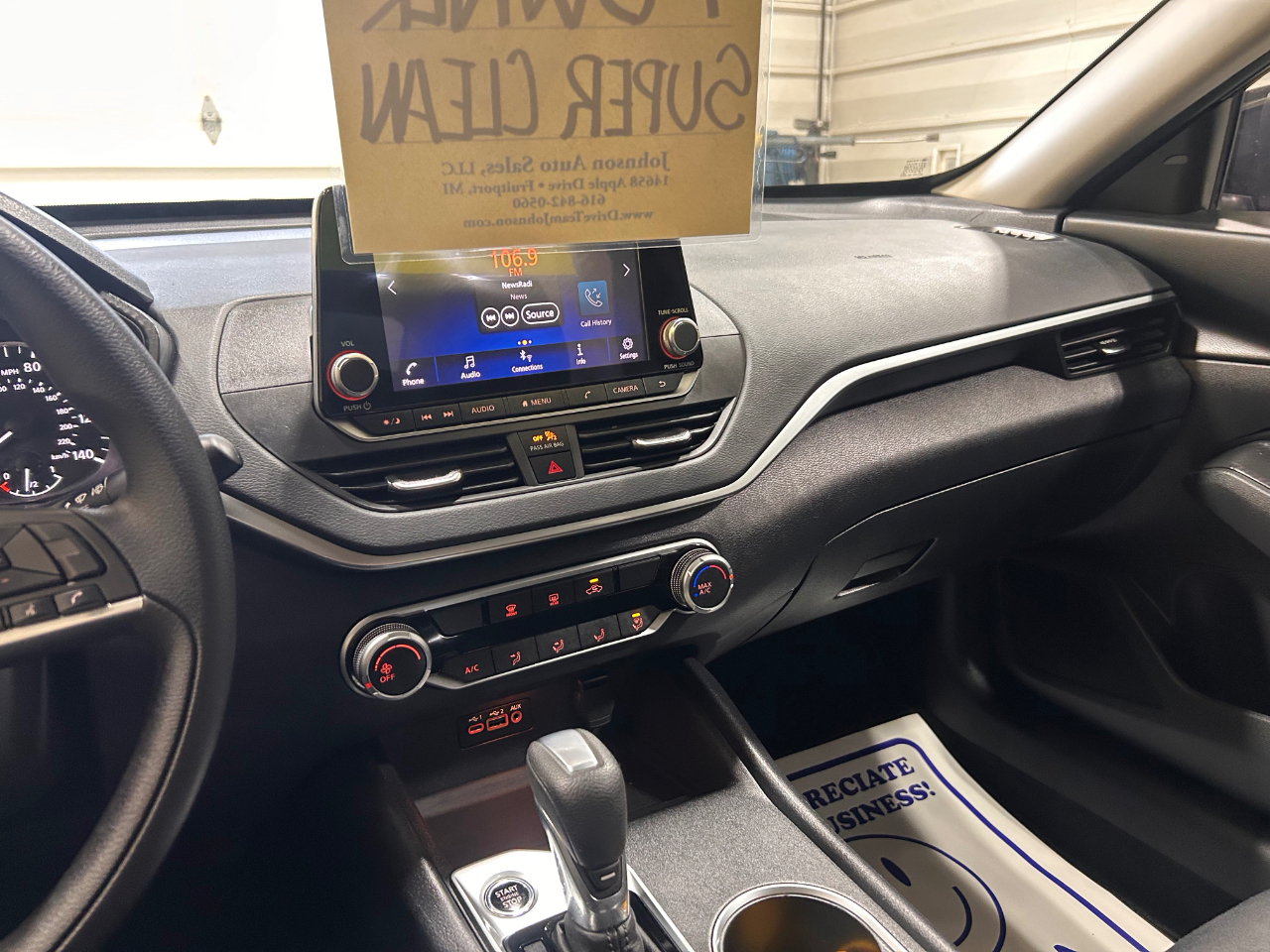 Nissan Altima 2.5 SV AWD Sedan 2022