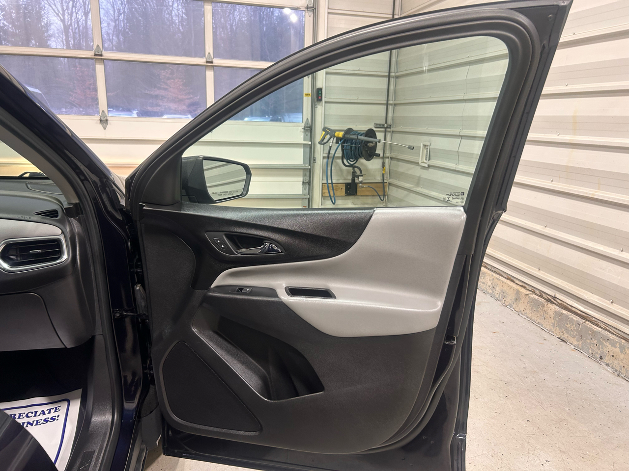 Chevrolet Equinox FWD 4dr LS w/1LS 2020