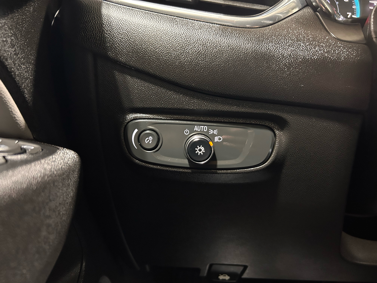 Chevrolet Equinox FWD 4dr LS w/1LS 2020