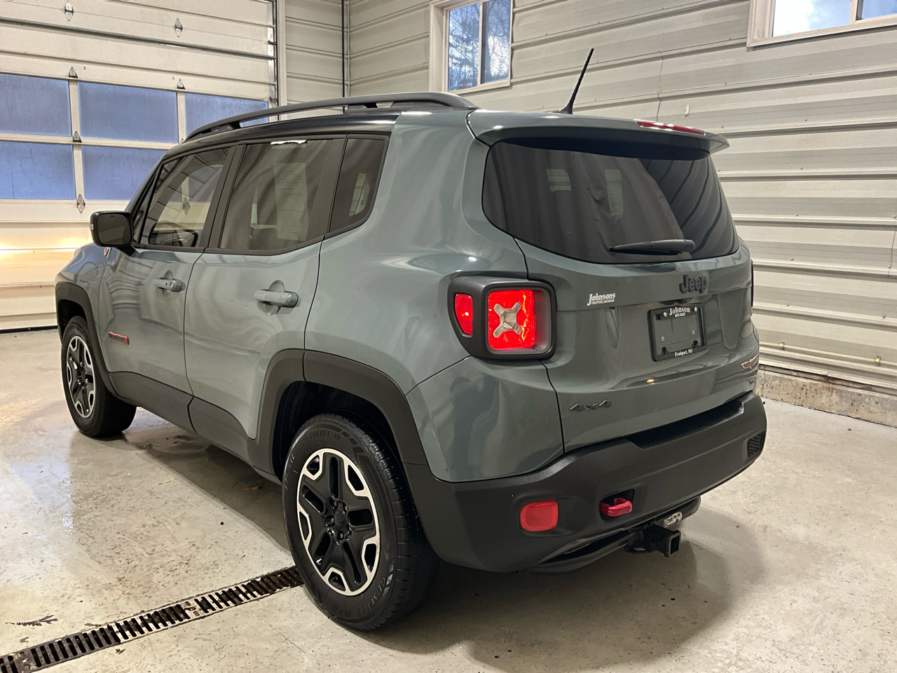 Jeep Renegade 4WD 4dr Trailhawk 2016