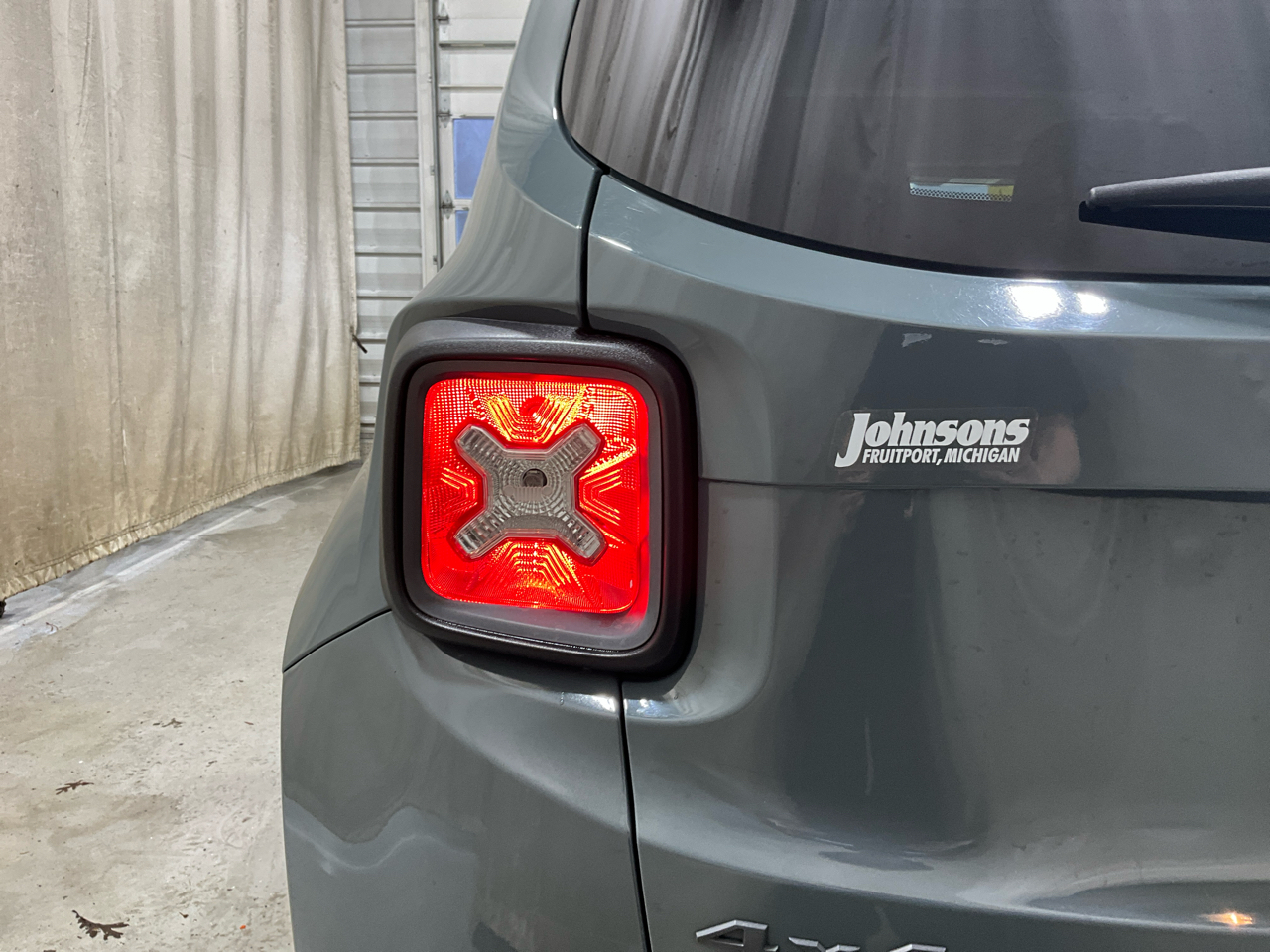 Jeep Renegade 4WD 4dr Trailhawk 2016