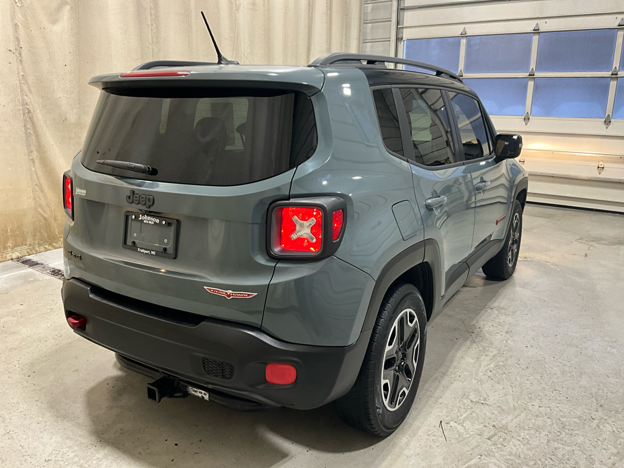 Jeep Renegade 4WD 4dr Trailhawk 2016