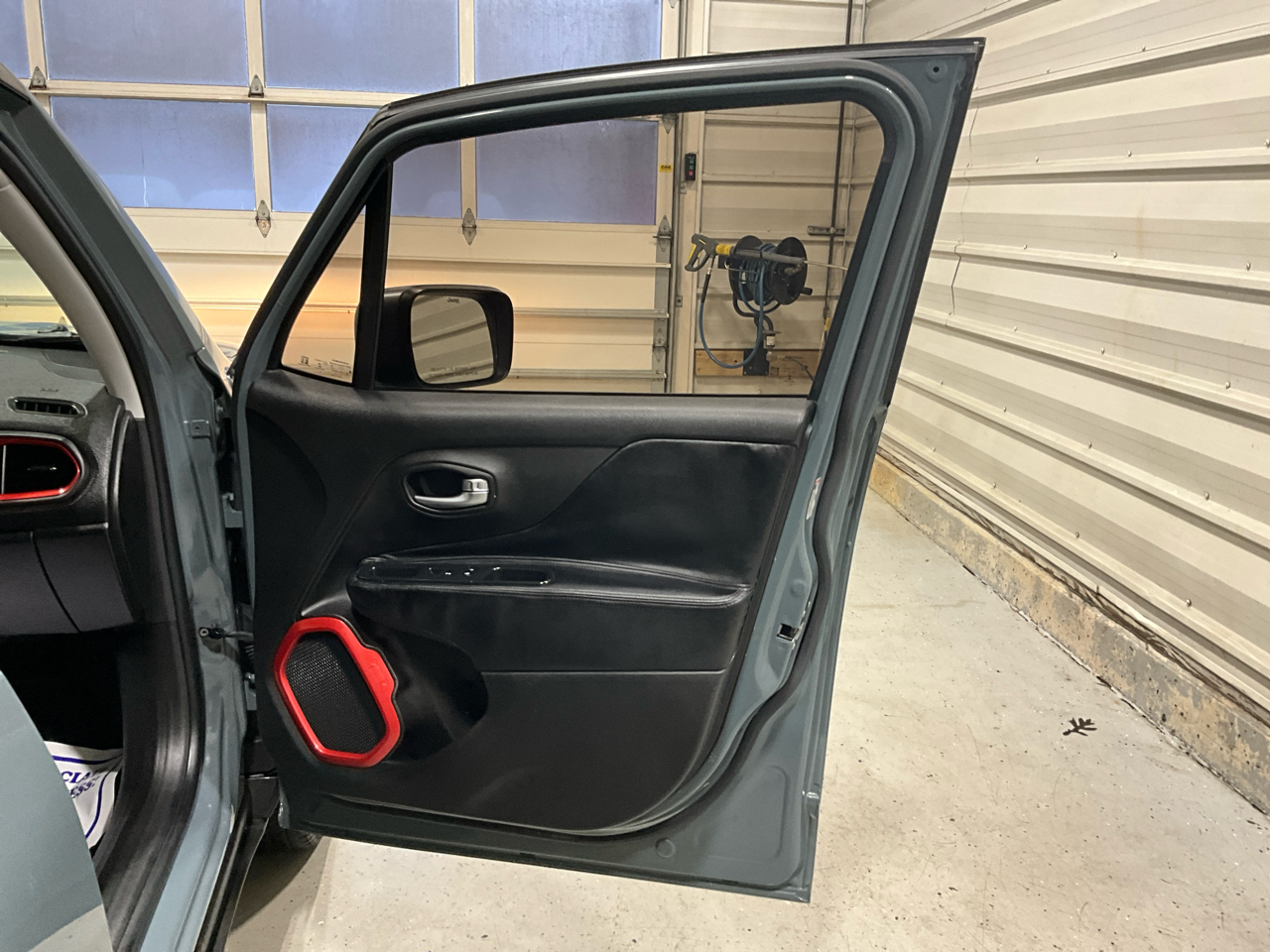 Jeep Renegade 4WD 4dr Trailhawk 2016