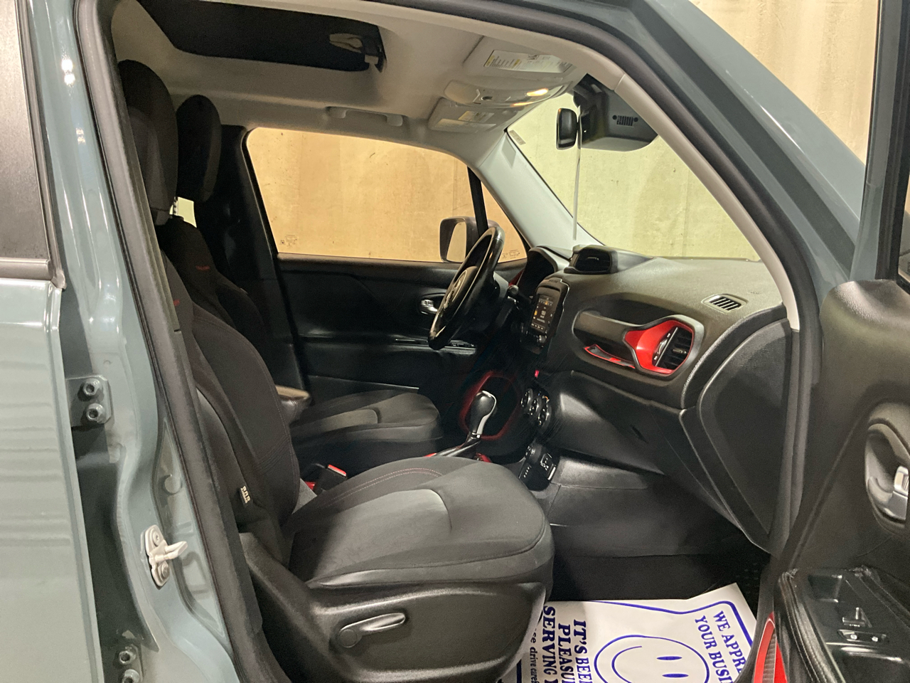 Jeep Renegade 4WD 4dr Trailhawk 2016