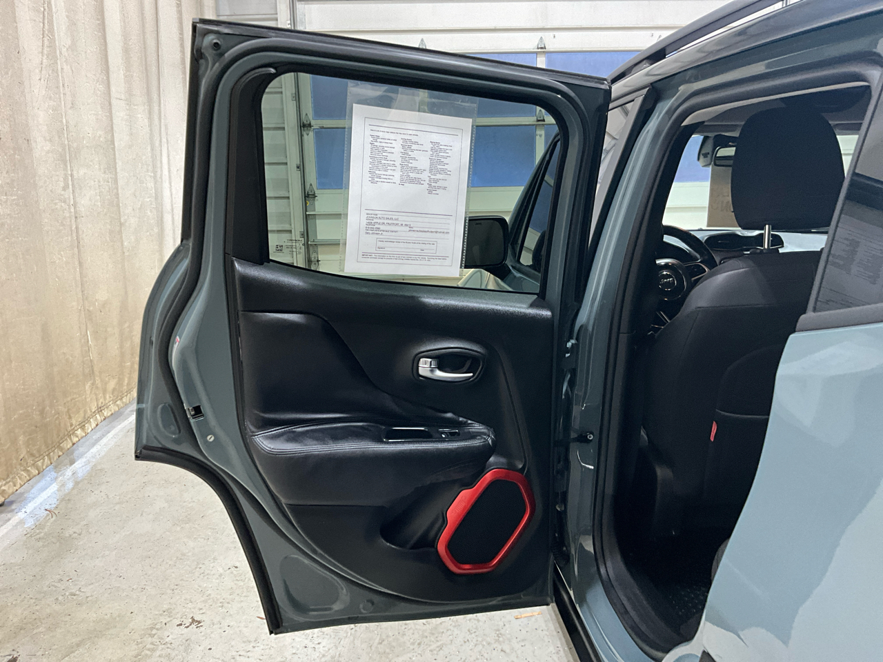 Jeep Renegade 4WD 4dr Trailhawk 2016