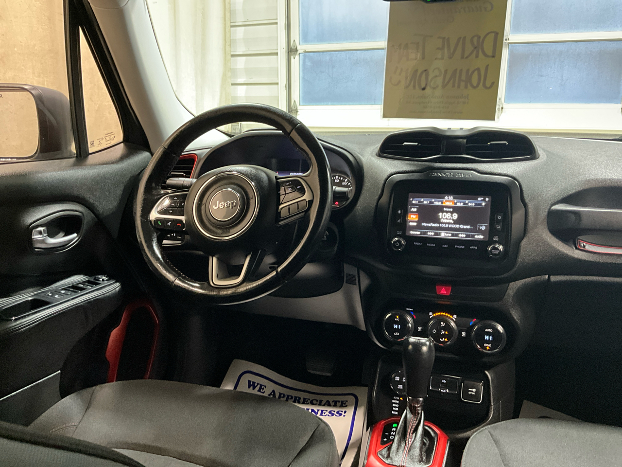 Jeep Renegade 4WD 4dr Trailhawk 2016