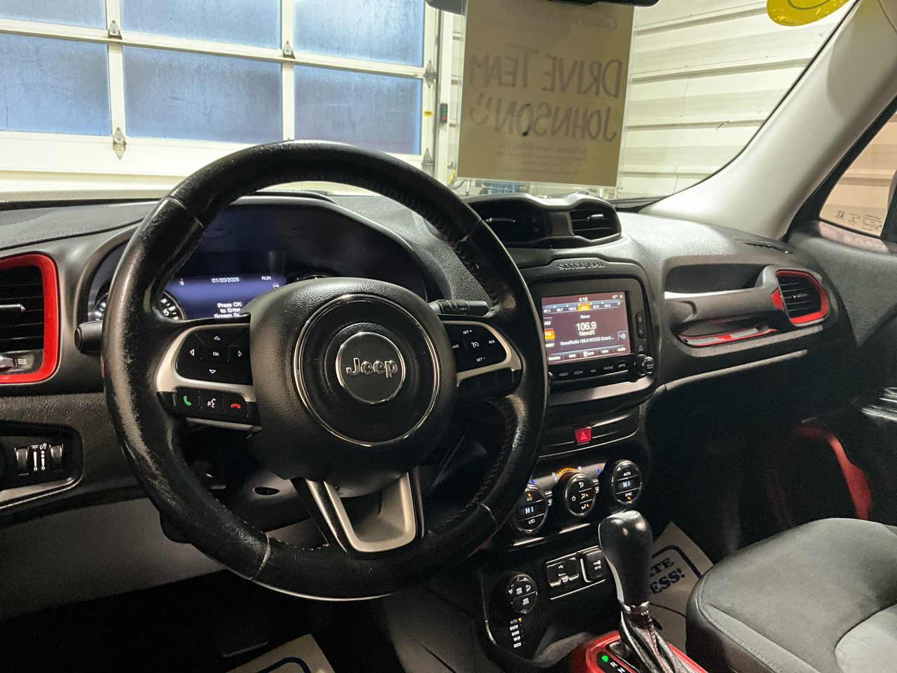 Jeep Renegade 4WD 4dr Trailhawk 2016