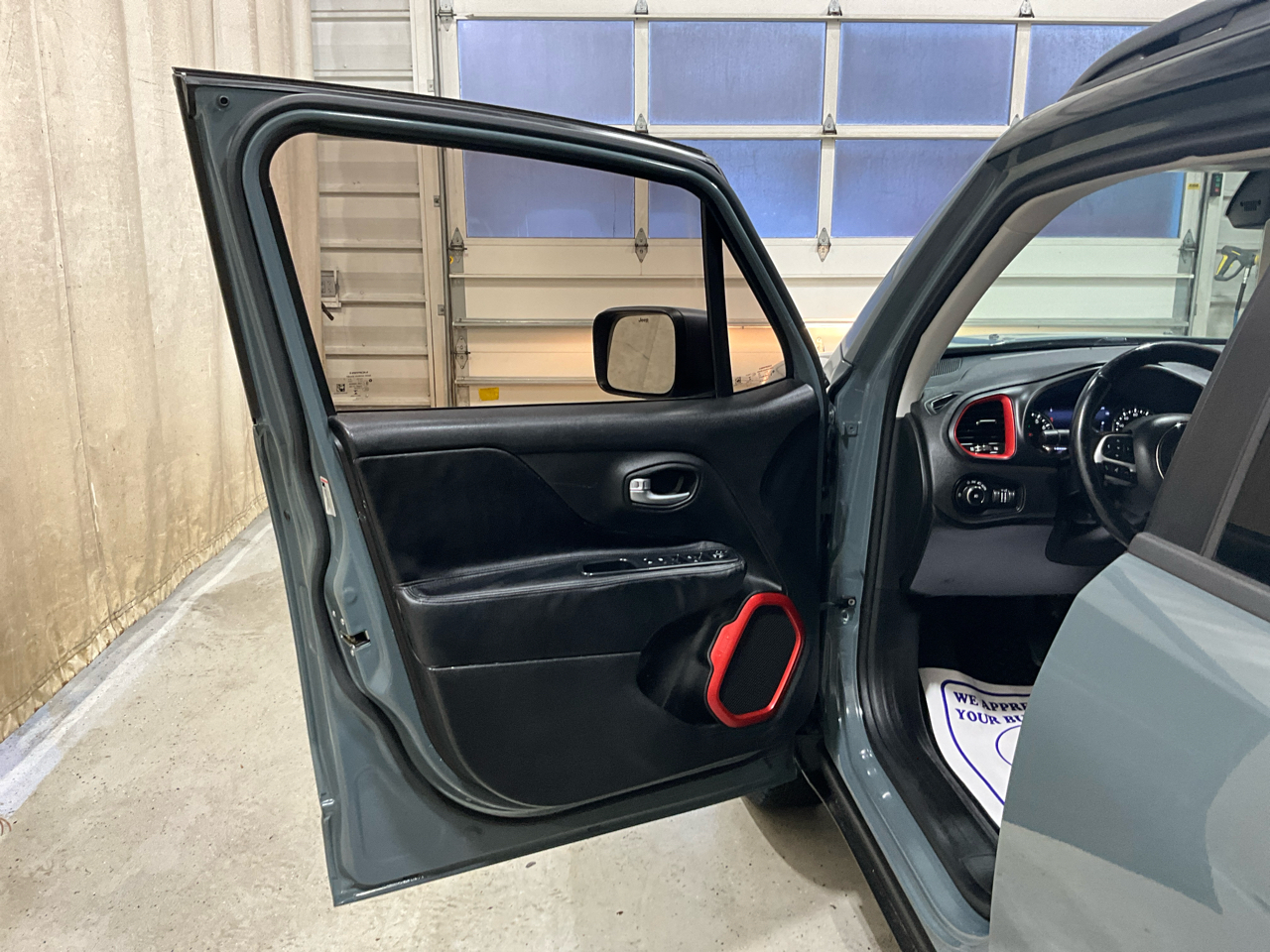 Jeep Renegade 4WD 4dr Trailhawk 2016