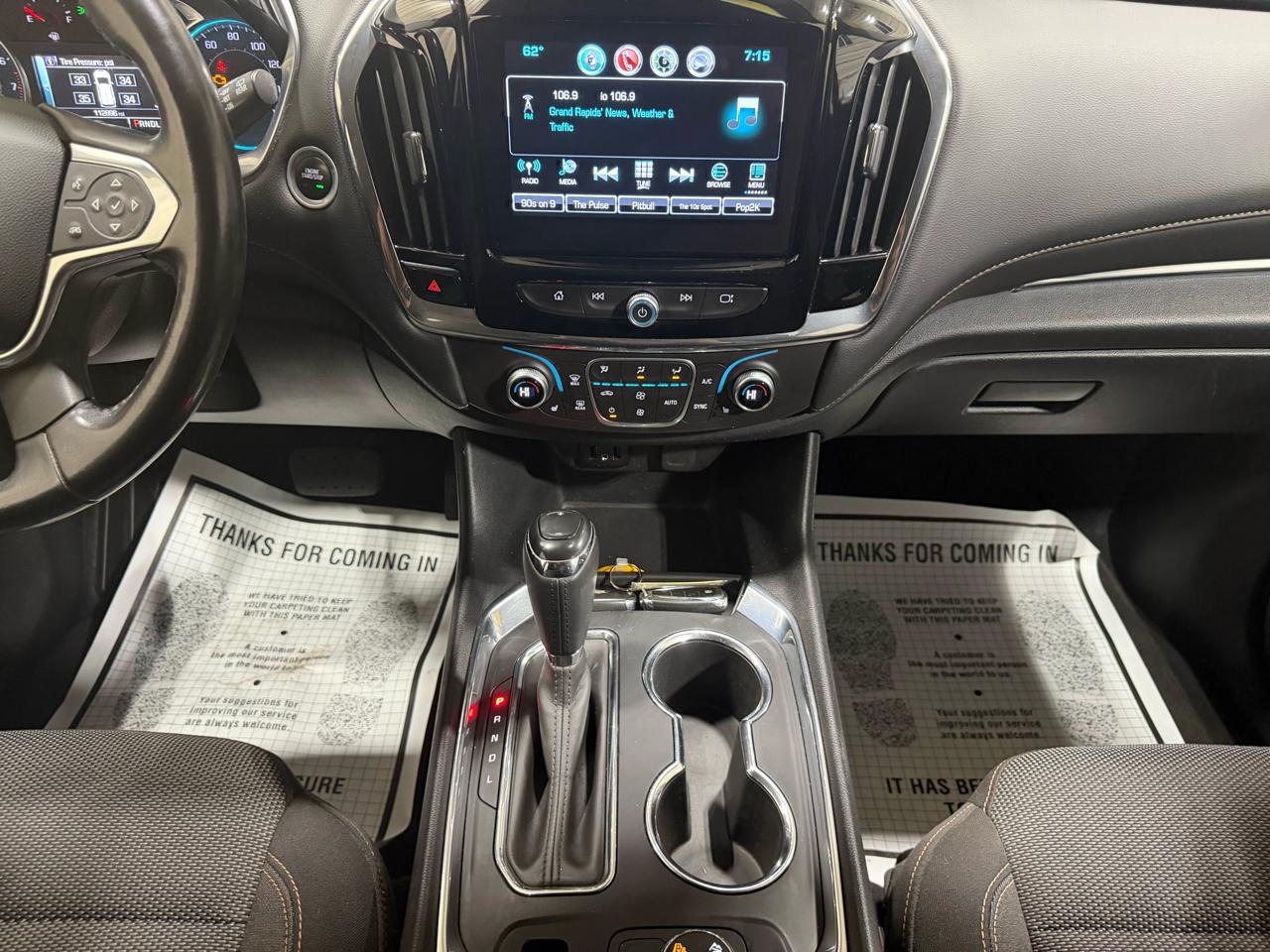 Chevrolet Traverse AWD 4dr LT Cloth w/1LT 2018