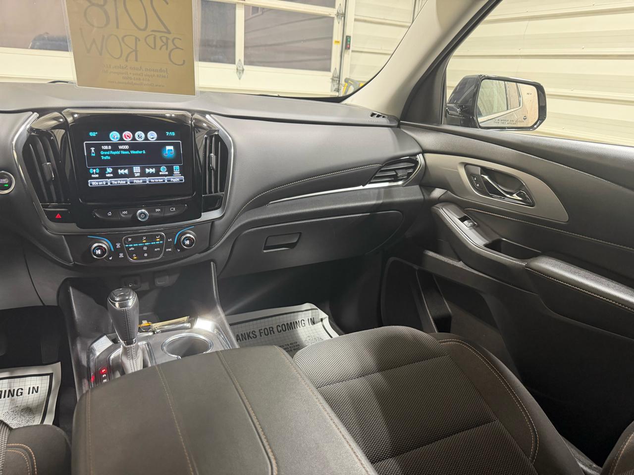 Chevrolet Traverse AWD 4dr LT Cloth w/1LT 2018