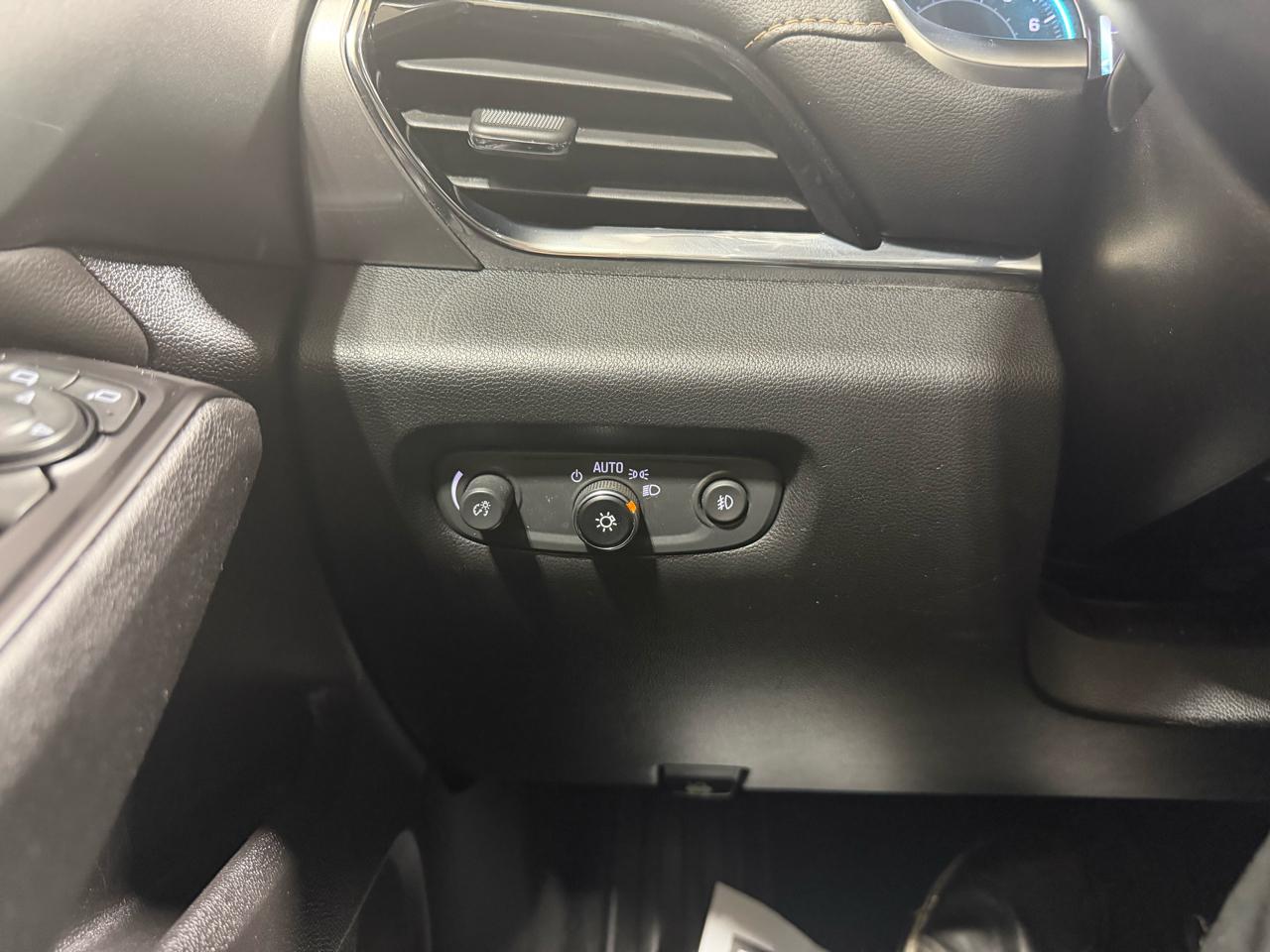 Chevrolet Traverse AWD 4dr LT Cloth w/1LT 2018