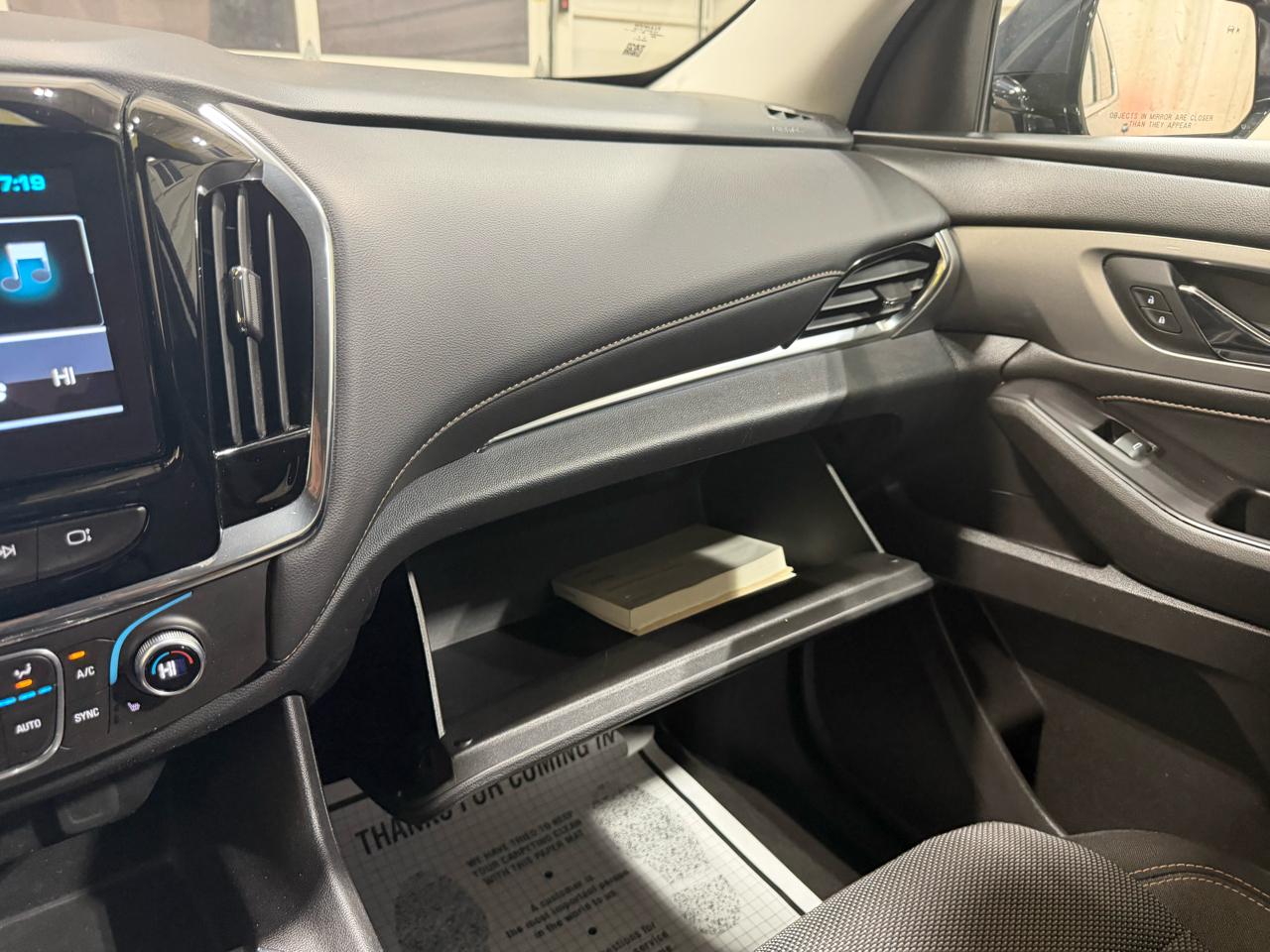 Chevrolet Traverse AWD 4dr LT Cloth w/1LT 2018