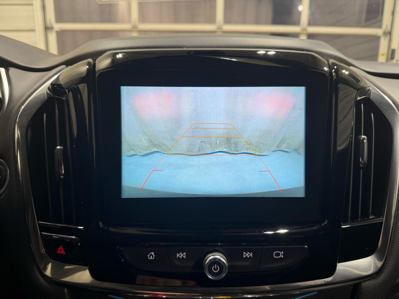 Chevrolet Traverse AWD 4dr LT Cloth w/1LT 2018