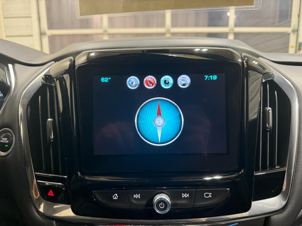 Chevrolet Traverse AWD 4dr LT Cloth w/1LT 2018