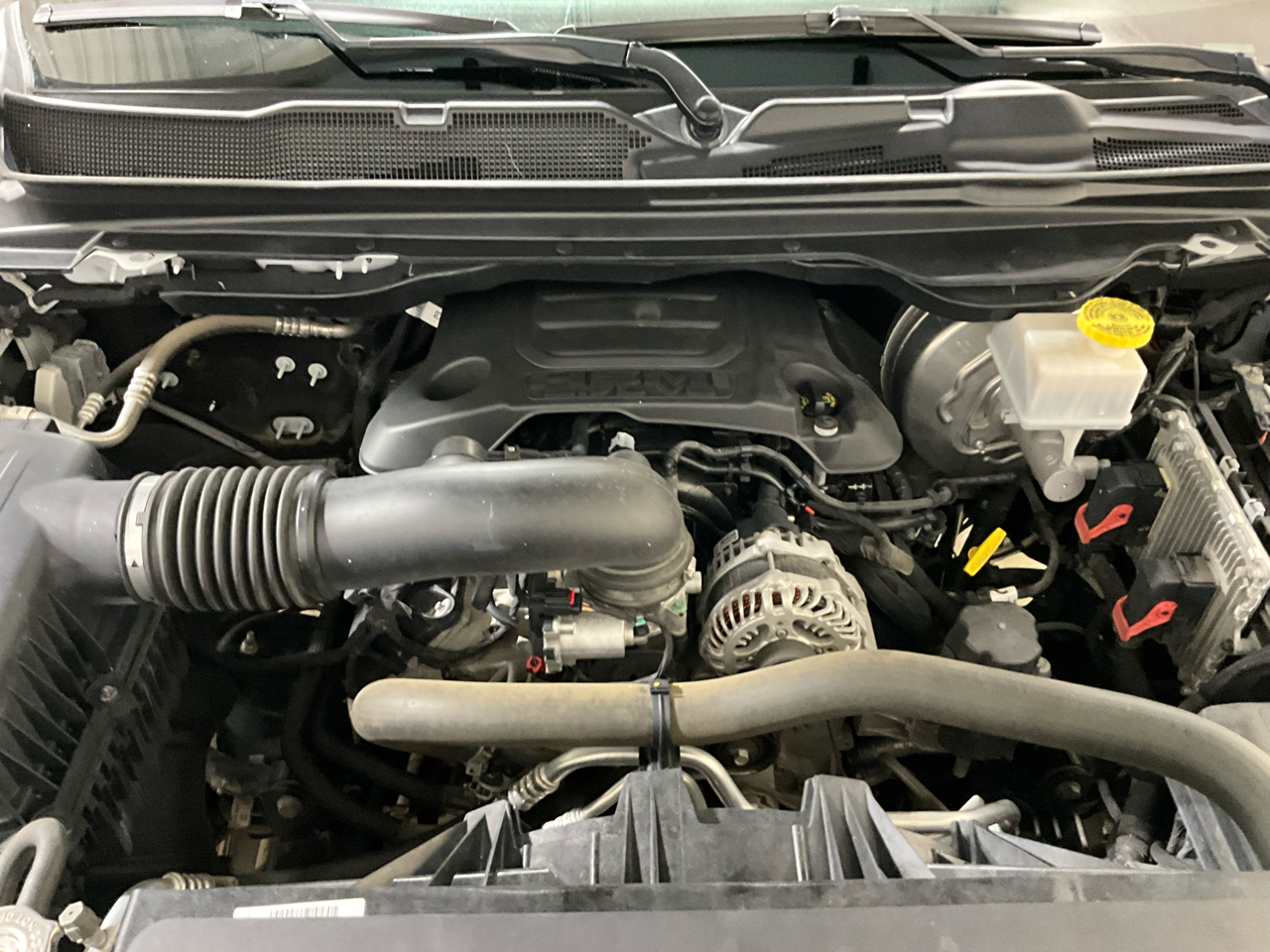 RAM 1500 Big Horn 4x4 Crew Cab 6'4" Box 2022