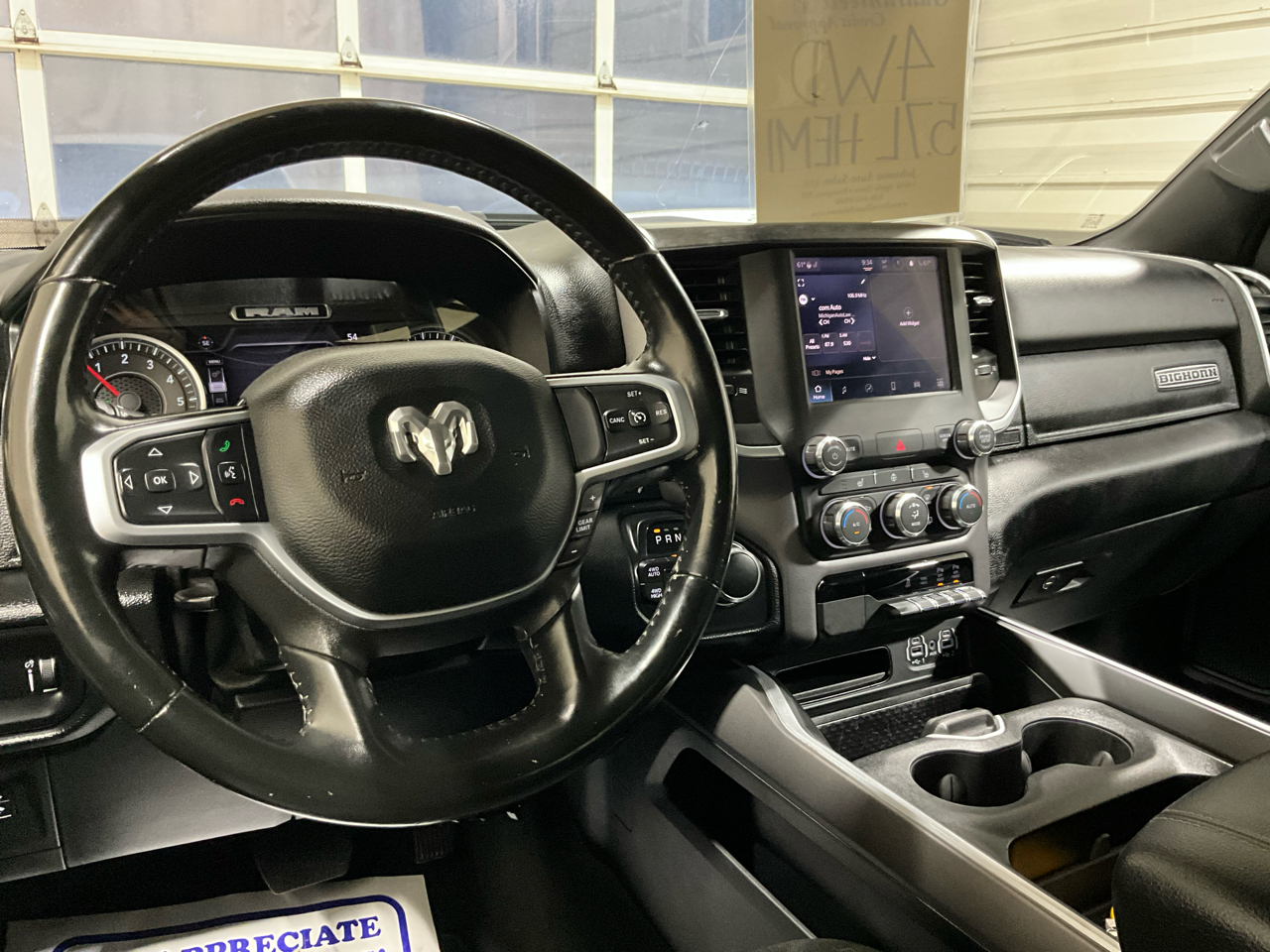 RAM 1500 Big Horn 4x4 Crew Cab 6'4" Box 2022