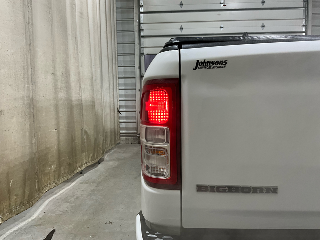 RAM 1500 Big Horn 4x4 Crew Cab 6'4" Box 2022