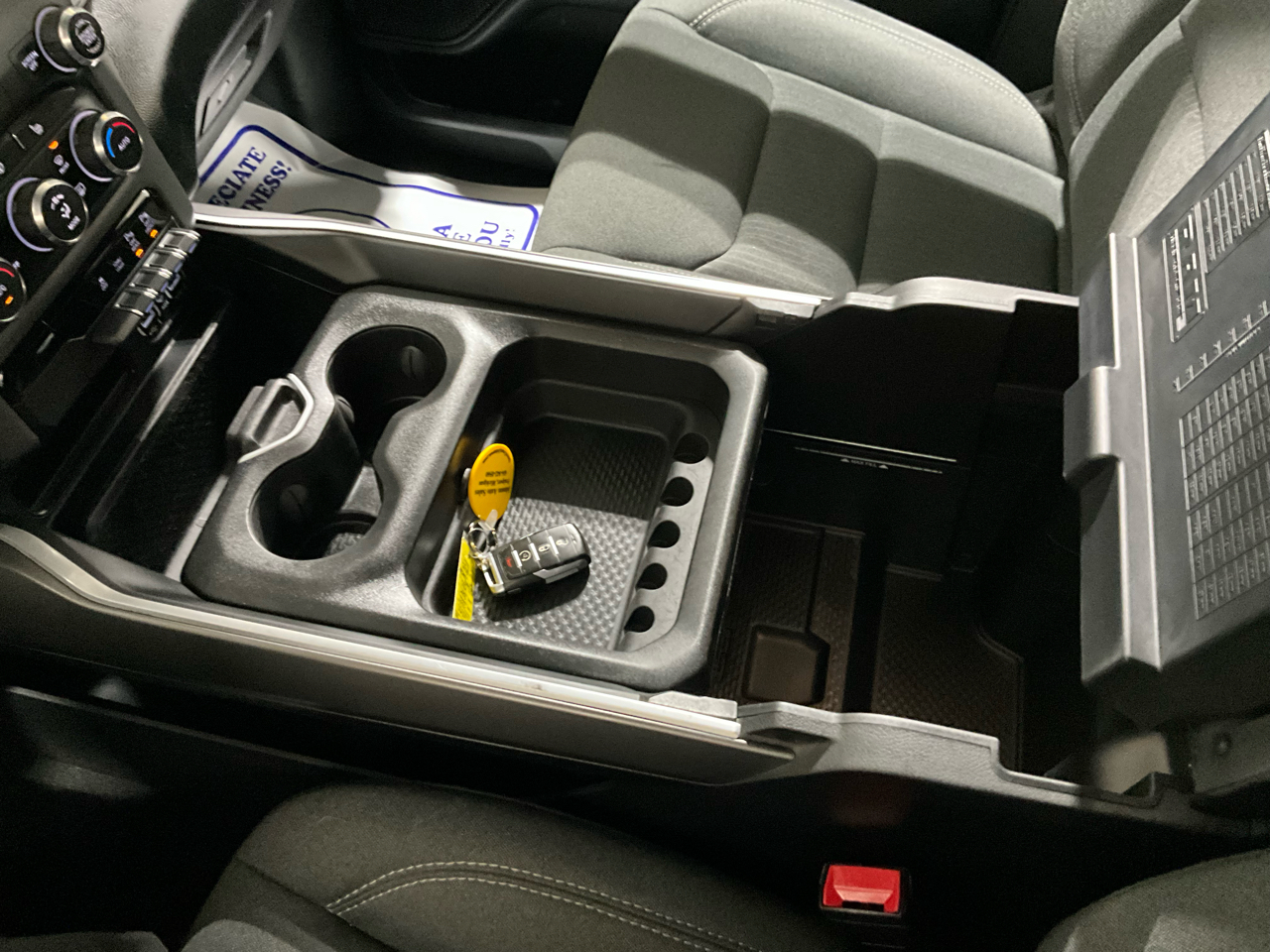 RAM 1500 Big Horn 4x4 Crew Cab 6'4" Box 2022