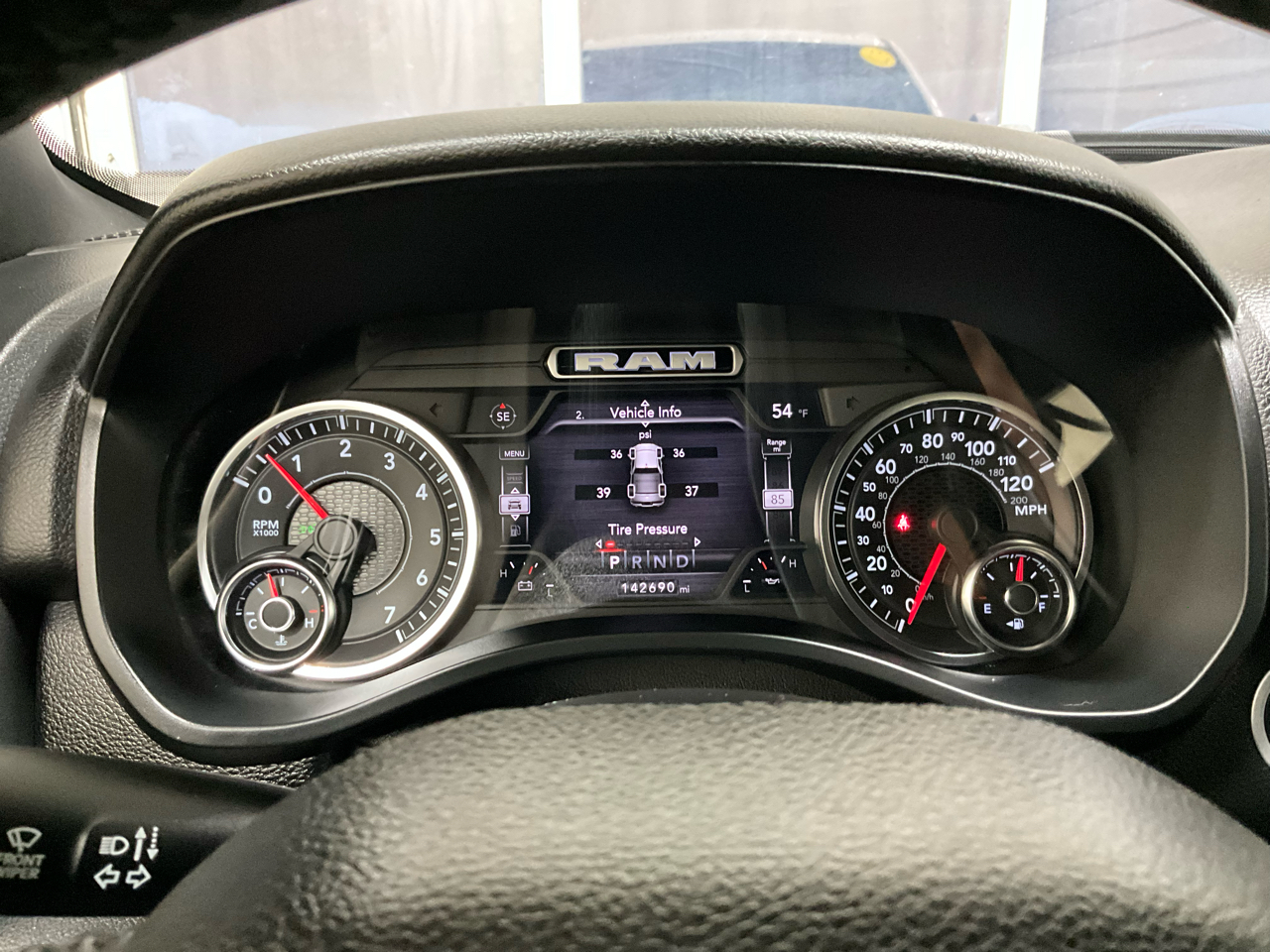 RAM 1500 Big Horn 4x4 Crew Cab 6'4" Box 2022