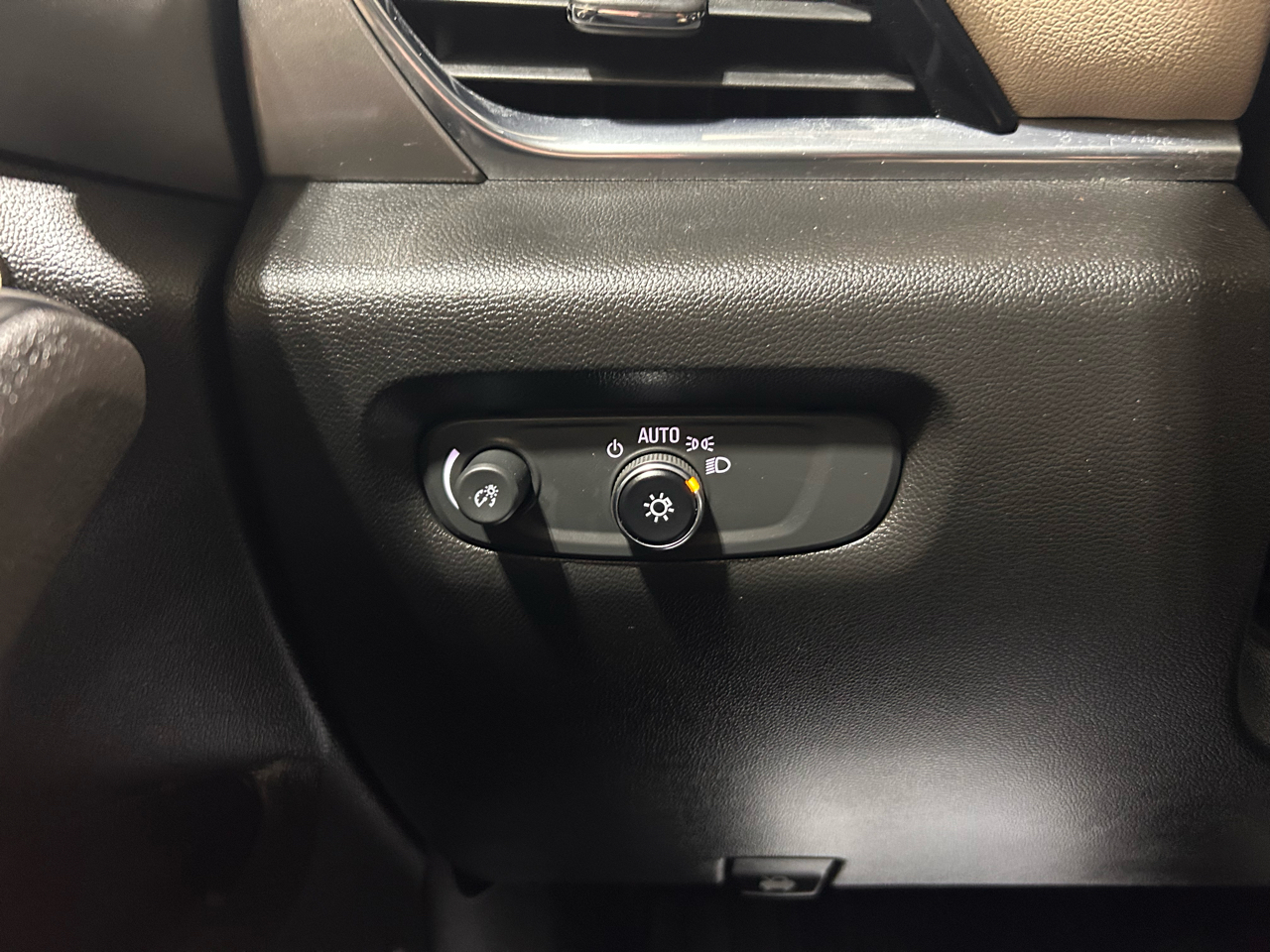 Chevrolet Traverse AWD 4dr LS w/1LS 2023