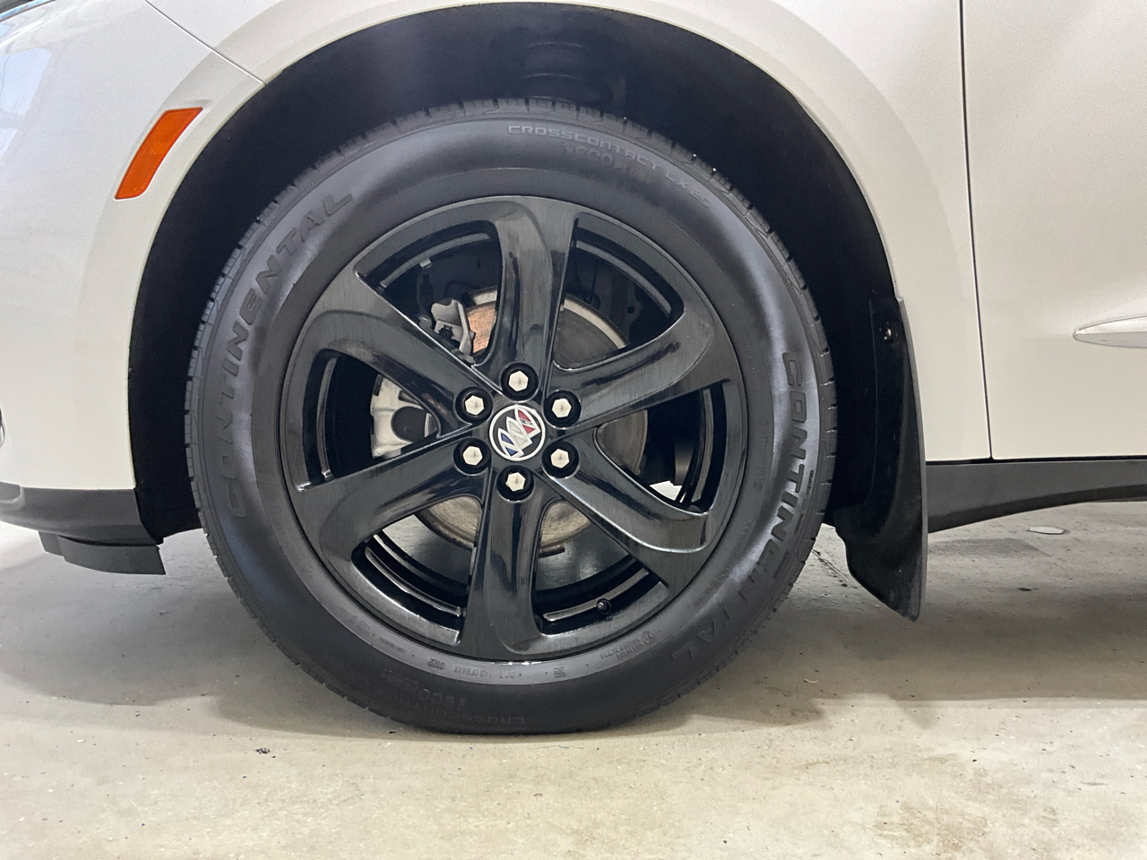 Buick Enclave AWD 4dr Essence 2023