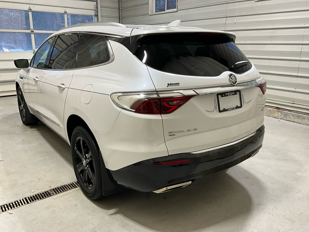 Buick Enclave AWD 4dr Essence 2023